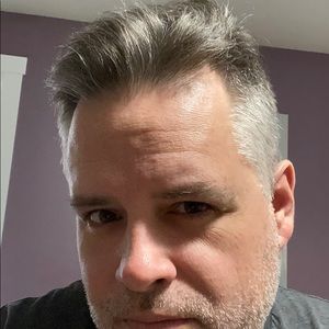 Meet your Posher, Jason